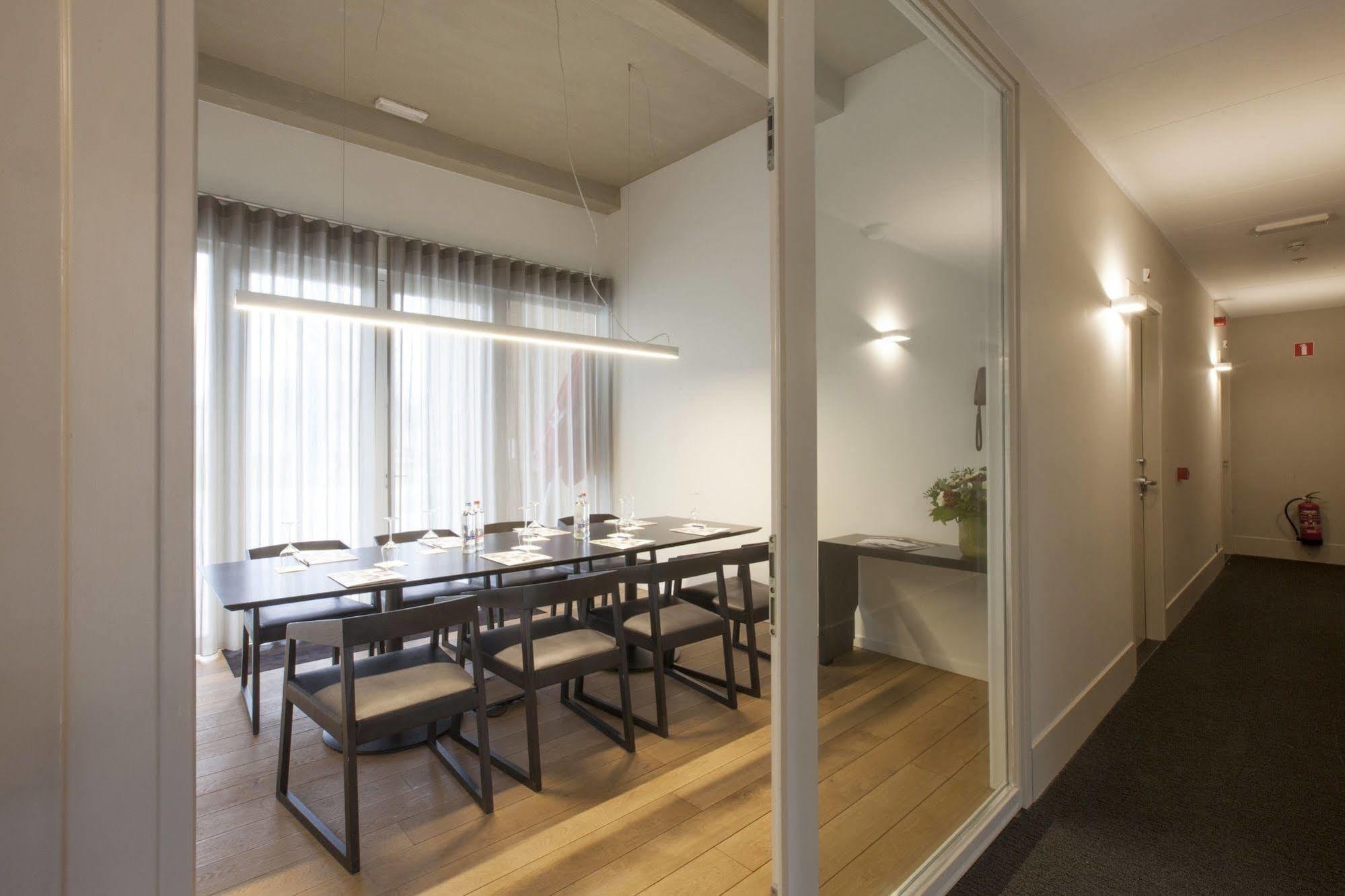 Hotel The Lodge Vilvoorde Ngoại thất bức ảnh