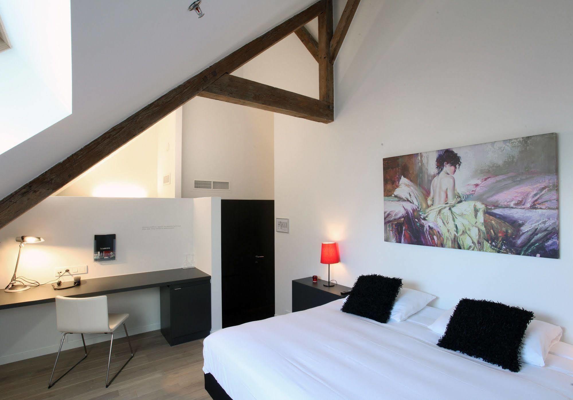 Hotel The Lodge Vilvoorde Ngoại thất bức ảnh